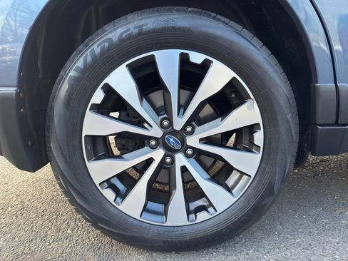 Used 2016 Subaru Outback 2.5i Limited AWD/4WD image 10