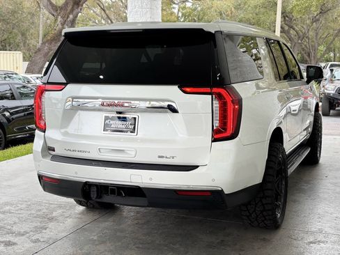 Used 2022 GMC Yukon XL SLT w/ SLT Luxury Package RWD image 9