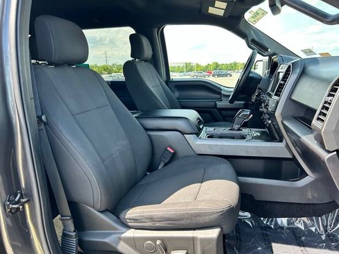 Used 2017 Ford F150 XLT w/ Equipment Group 302A Luxury AWD/4WD image 11