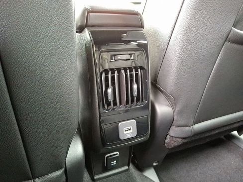 New 2026 Jeep Compass Limited image 7