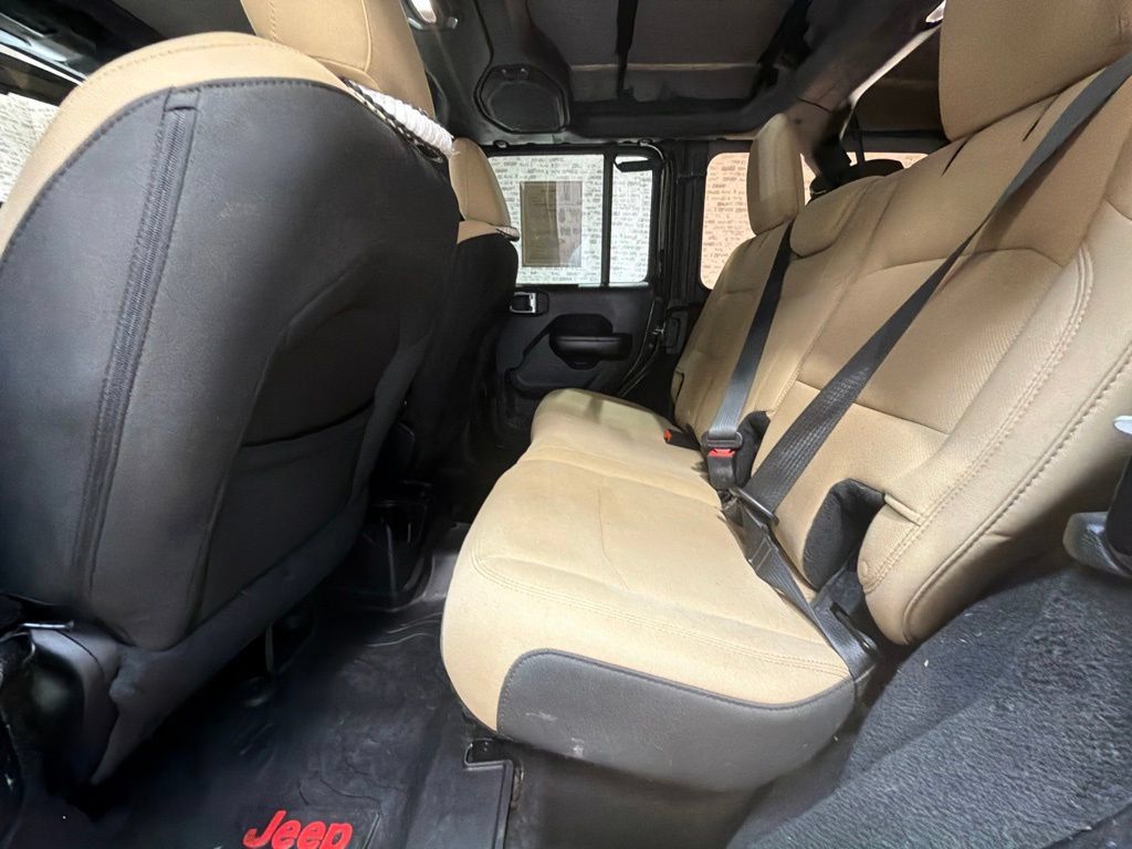 Used 2018 Jeep Wrangler Unlimited Sport S AWD/4WD image 13