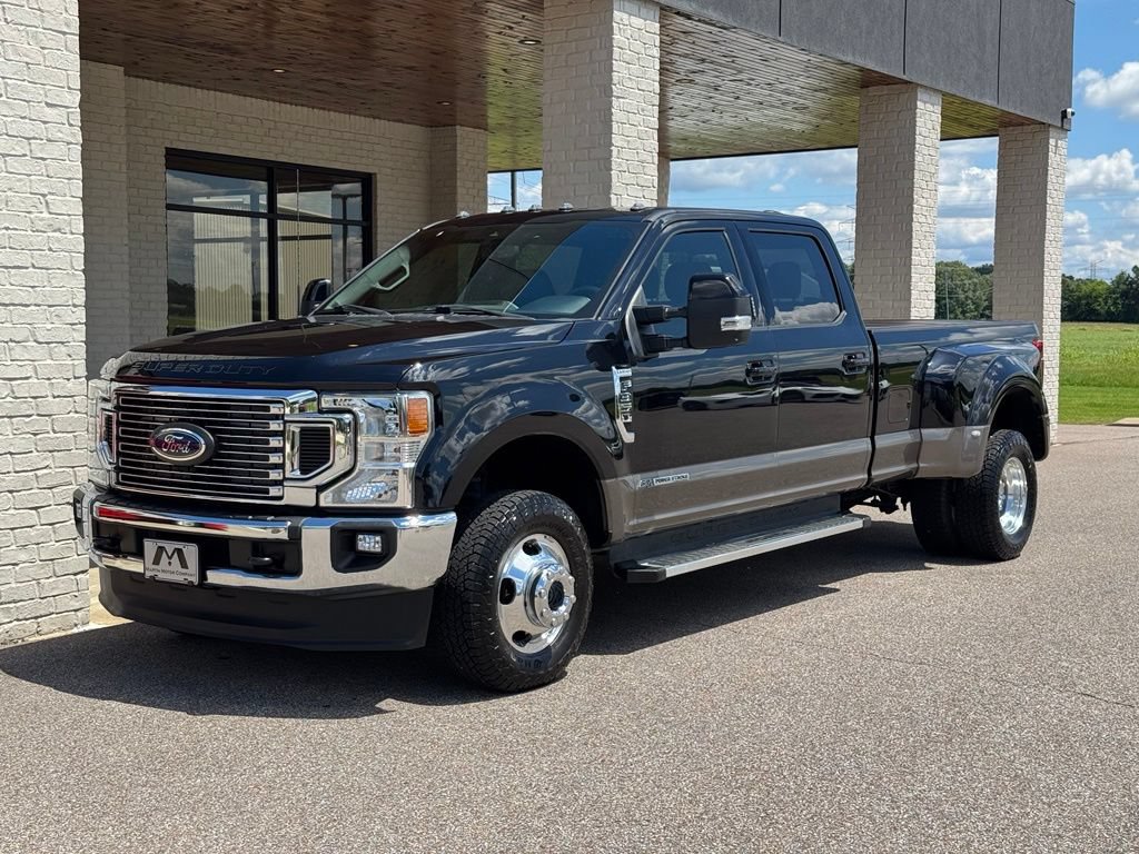 Used 2022 Ford F350 Lariat w/ Lariat Ultimate Package AWD/4WD image 3