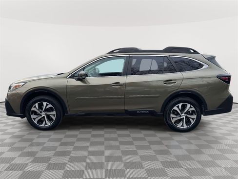 Used 2020 Subaru Outback Limited XT image 4