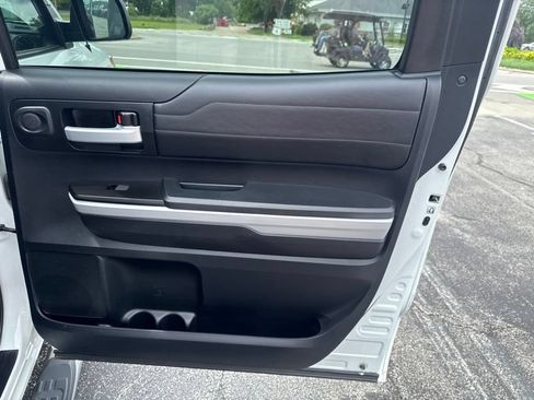 Used 2018 Toyota Tundra Limited AWD/4WD image 37