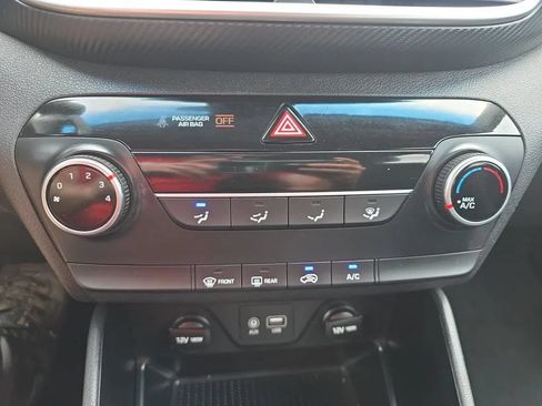 Used 2019 Hyundai Tucson SE FWD image 28