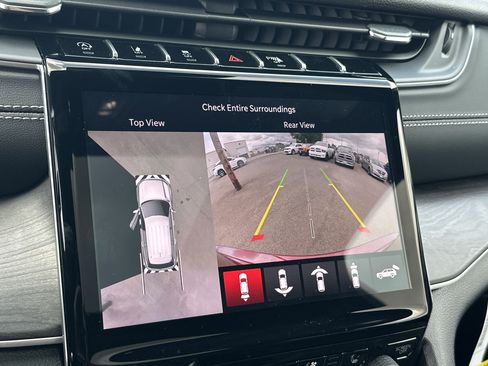 New 2025 Jeep Grand Cherokee Limited w/ Luxury Tech Group II AWD/4WD image 21