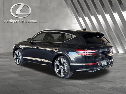 Used 2025 Genesis GV80 3.5T Prestige AWD/4WD image 2