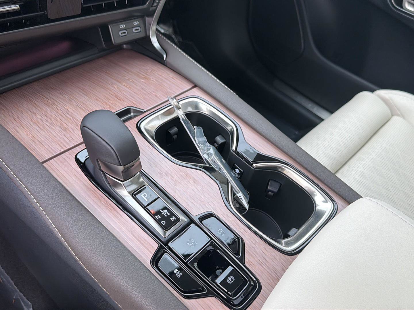 New 2026 Lexus RX 350 FWD image 28