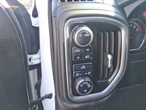 Used 2022 Chevrolet Silverado 1500 LT AWD/4WD image 13