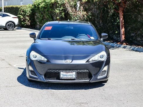 Used 2016 Scion FR-S RWD image 2