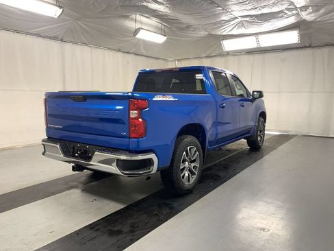 Used 2023 Chevrolet Silverado 1500 LT AWD/4WD image 5