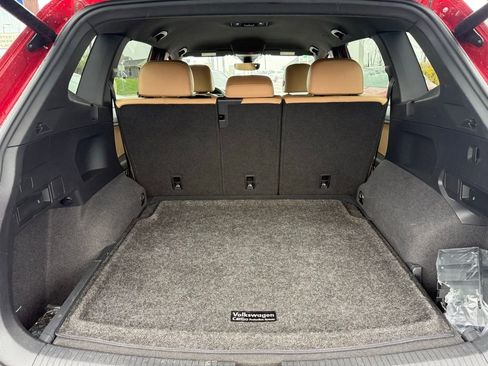 Used 2022 Volkswagen Tiguan SE image 24