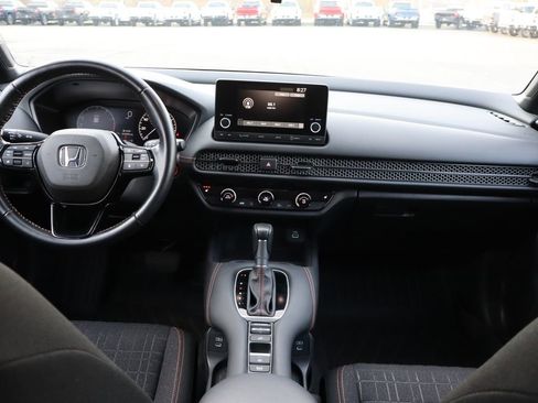 Used 2025 Honda HR-V Sport image 20