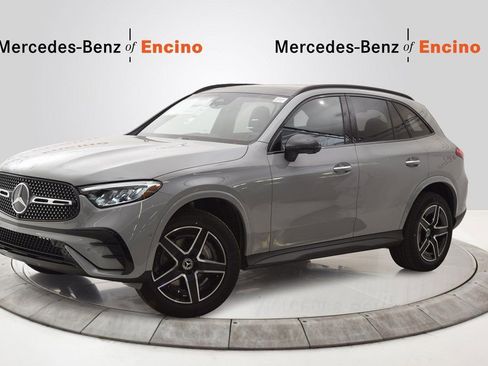 New 2026 Mercedes-Benz GLC 300 image 1