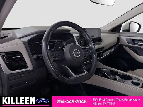 Used 2023 Nissan Rogue SL w/ SL Premium Package AWD/4WD image 11