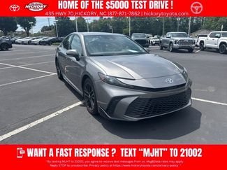 Used 2025 Toyota Camry SE FWD video 1