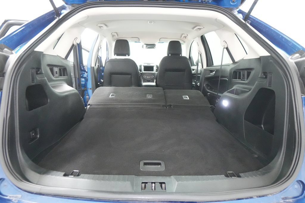 Used 2020 Ford Edge SE AWD/4WD image 20