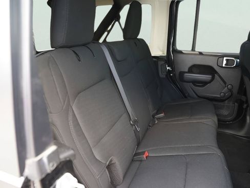 Used 2022 Jeep Wrangler Unlimited Sport AWD/4WD image 16