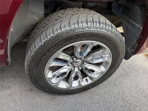 Used 2020 RAM 1500 Laramie w/ Sport Appearance Package image 10