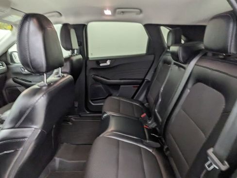 Certified 2025 Ford Escape SE w/ Class II Trailer Tow Package FWD image 34