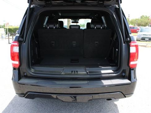 Used 2021 Ford Expedition XLT RWD image 7