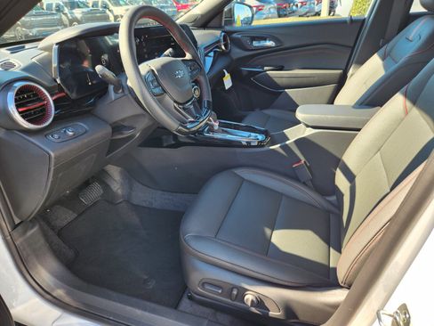New 2026 Chevrolet Trax RS w/ Driver Confidence Package image 5