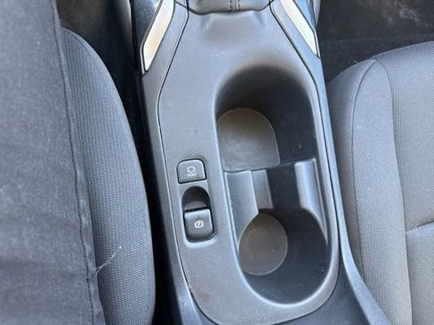 Used 2023 Toyota Corolla LE image 18