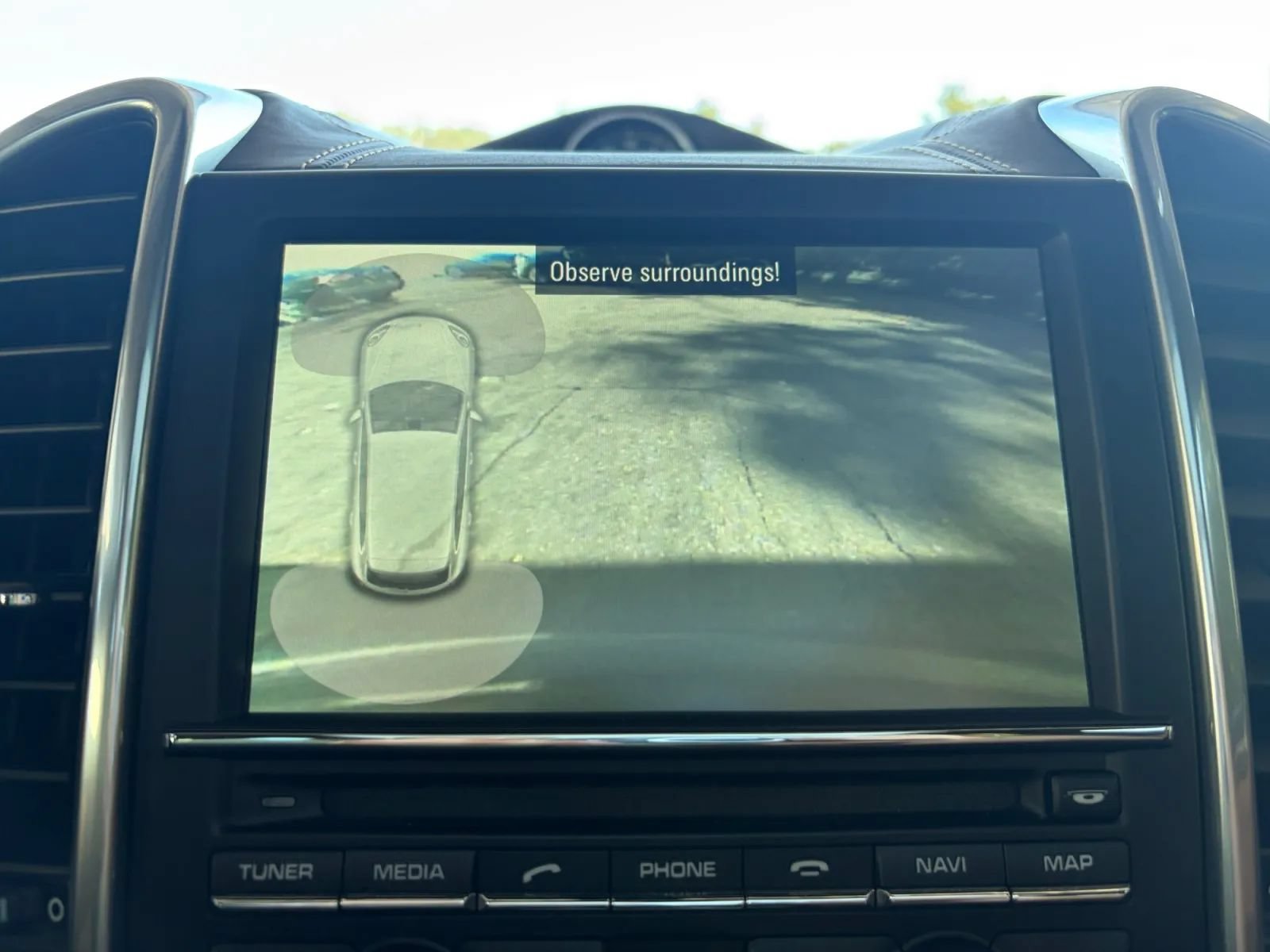 Used 2013 Porsche Cayenne Turbo AWD/4WD image 34