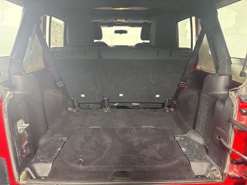 Used 2016 Jeep Wrangler Unlimited Sport w/ Connectivity Group image 17