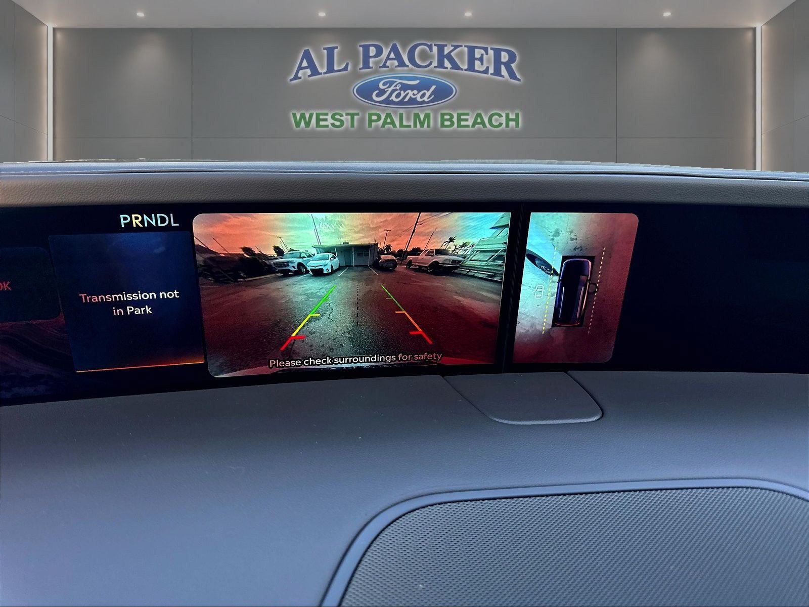 Used 2024 Lincoln Nautilus Premier AWD/4WD image 16