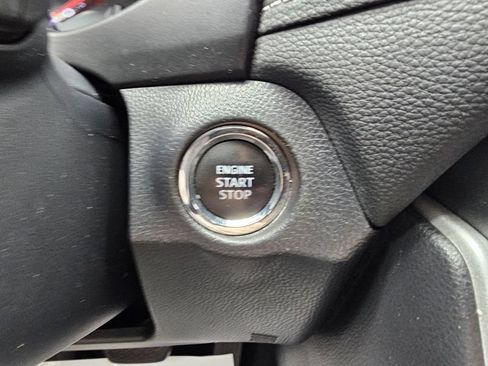 Used 2020 Toyota RAV4 XLE w/ All Weather Liner Package AWD/4WD image 35