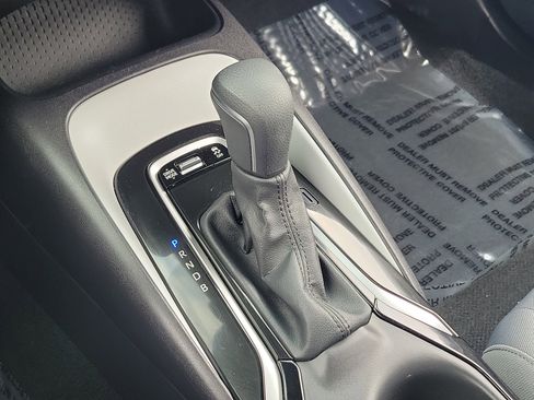 Certified 2025 Toyota Corolla SE FWD image 30