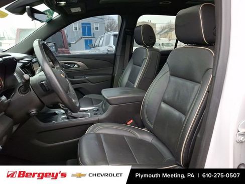 Certified 2022 Chevrolet Traverse Premier image 17