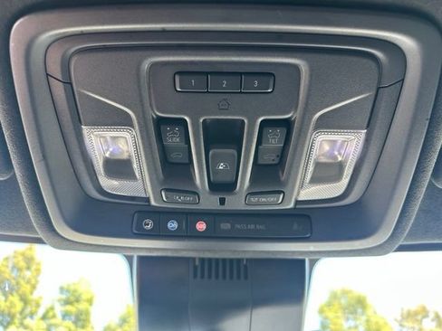 Used 2024 GMC Sierra 2500 AT4X AWD/4WD image 27