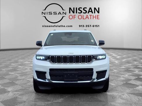 Used 2023 Jeep Grand Cherokee L Laredo image 31