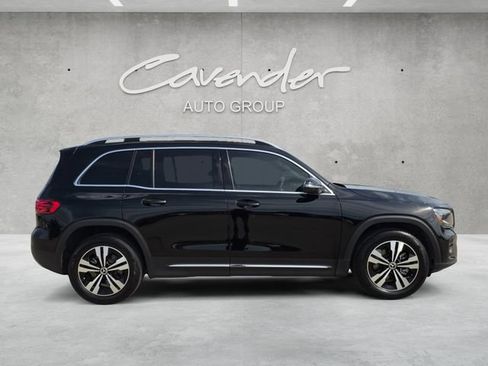 Used 2025 Mercedes-Benz GLB 250 image 17