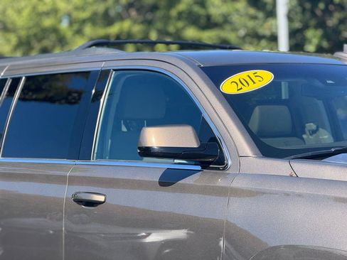 Used 2015 GMC Yukon XL SLT w/ Open Road Package image 7