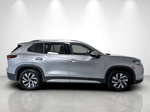 New 2026 Volkswagen Tiguan S FWD image 6