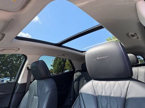 Used 2022 Buick Envision Avenir w/ Premium Seat Package AWD/4WD image 25