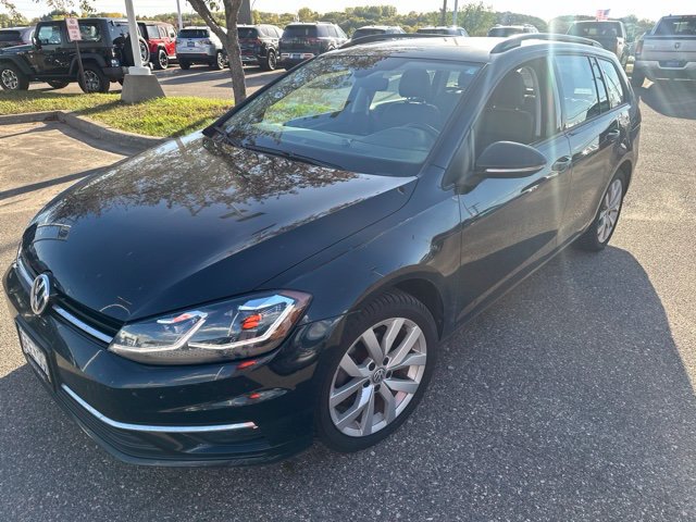 Used 2019 Volkswagen Golf SE FWD image 7