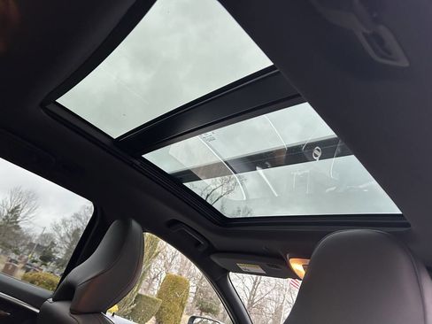 Used 2015 Volvo XC60 T6 Platinum w/ Climate Package image 13