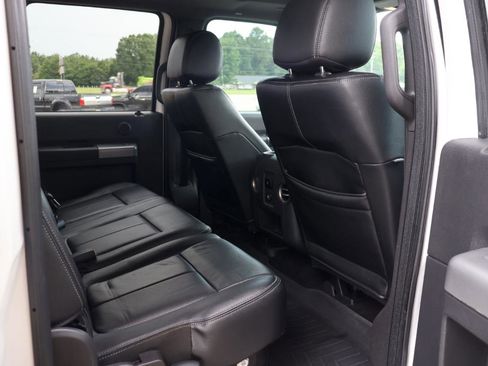 Used 2015 Ford F250 Lariat w/ Lariat Ultimate Package AWD/4WD image 10