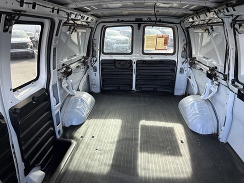 Used 2015 GMC Savana 2500 w/ Savana Pro Plus Package image 43