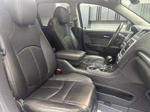 Used 2016 GMC Acadia SLT w/ Open Road Package AWD/4WD image 33