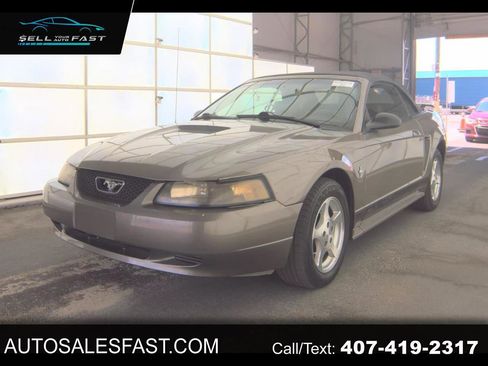 Used 2002 Ford Mustang Premium RWD image 1