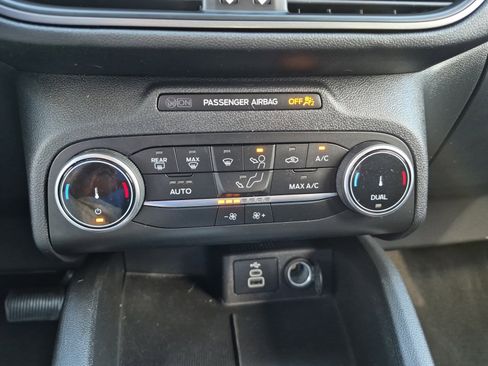 Used 2024 Ford Escape Active image 18