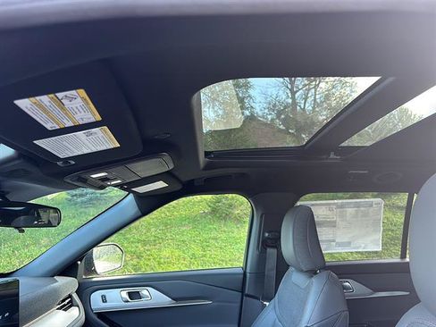 New 2027 Ford Explorer Active w/ Active Comfort Package AWD/4WD image 14
