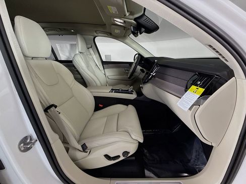 New 2026 Volvo XC90 T8 Ultra w/ Protection Package AWD/4WD image 31