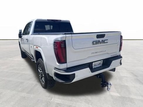 Used 2024 GMC Sierra 2500 Denali Ultimate w/ Max Trailering Package AWD/4WD image 2