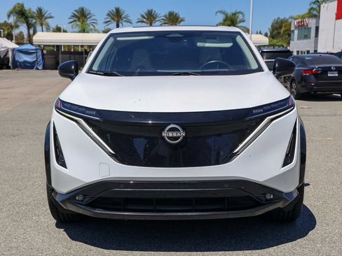 Used 2024 Nissan Ariya AWD image 9
